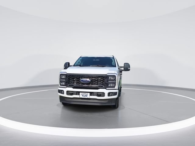 Used 2024 Ford F250 XL w/ STX Appearance Package AWD/4WD image 3
