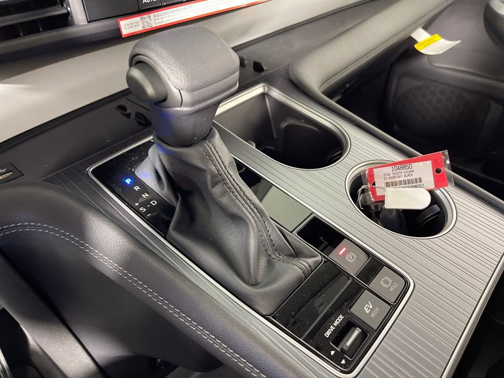 New 2026 Toyota Sienna LE image 22