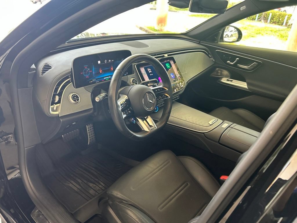 Used 2025 Mercedes-Benz E 53 AMG e 4MATIC Sedan w/ Driver Assistance Package image 6