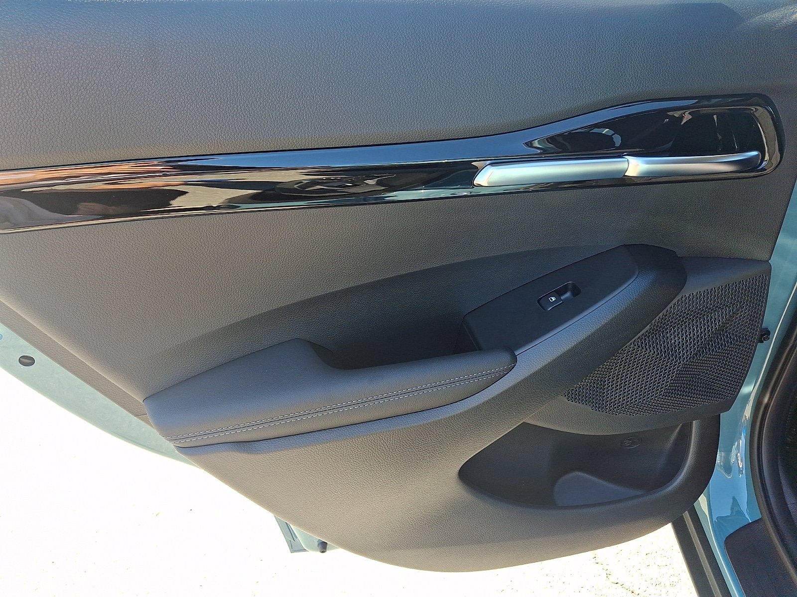 New 2026 Kia Seltos S AWD/4WD image 8