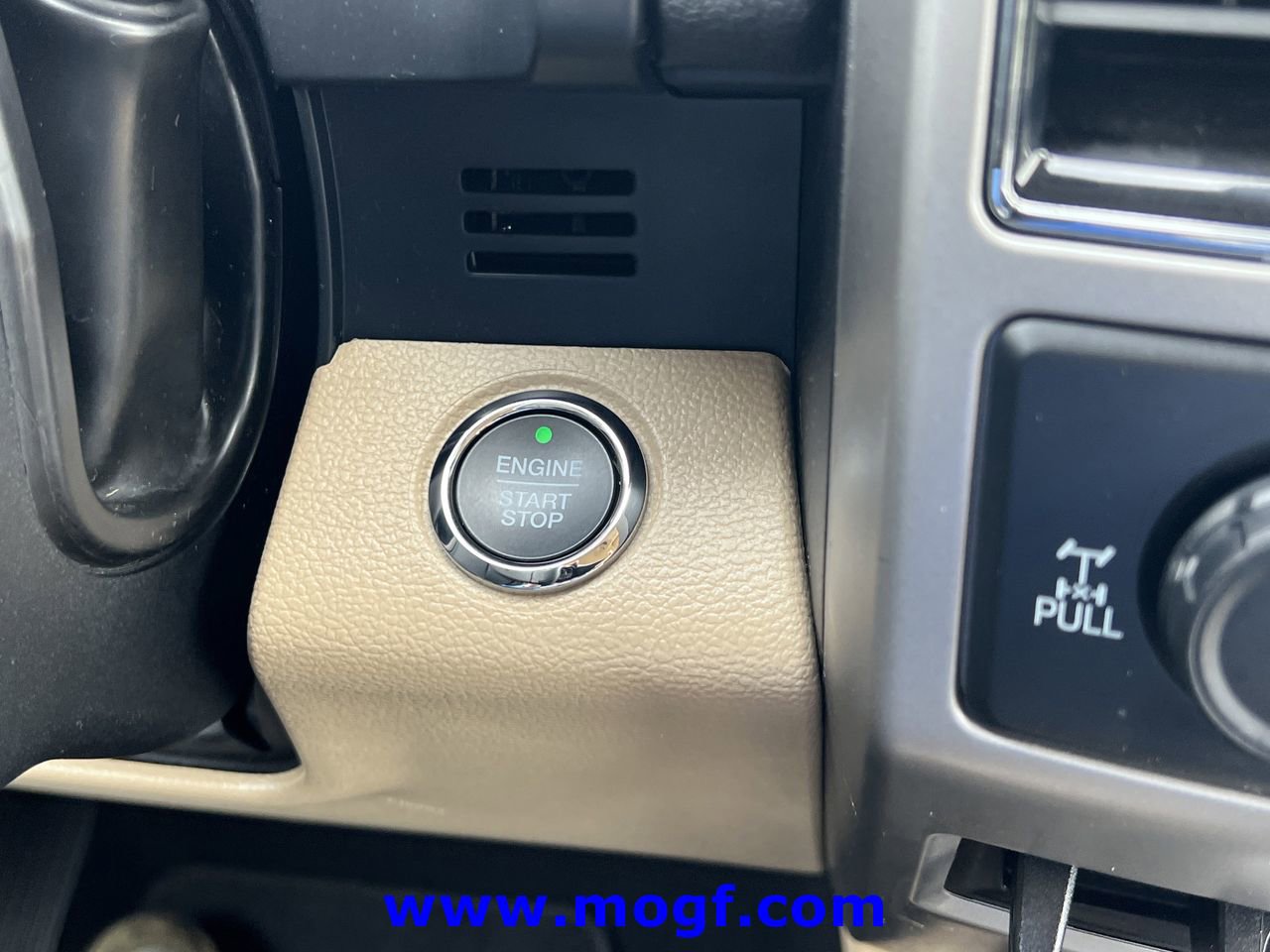 Used 2020 Ford F350 Lariat w/ Lariat Ultimate Package image 9