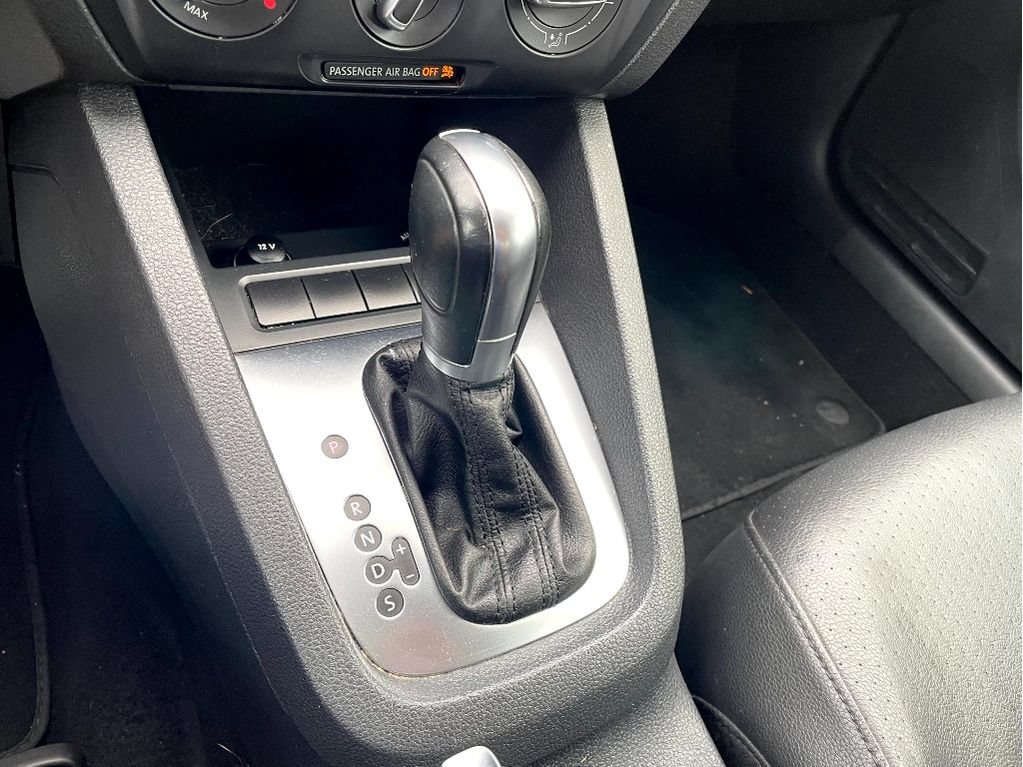 Used 2013 Volkswagen Jetta SE FWD image 17