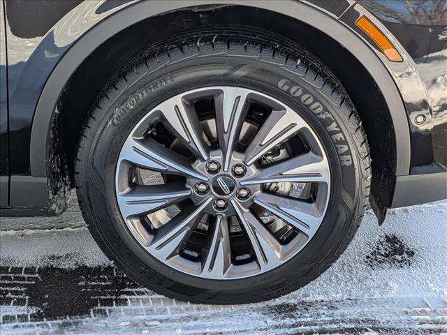 Certified 2022 Lincoln Corsair Reserve w/ Equipment Group 201A image 7