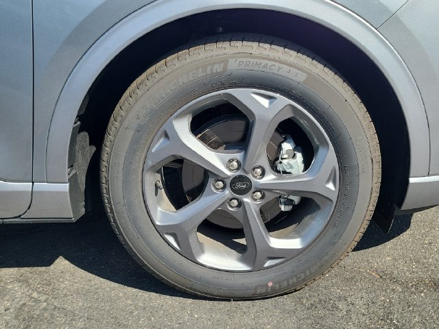 New 2024 Ford Escape ST-Line w/ Tech Pack #1 FWD image 6