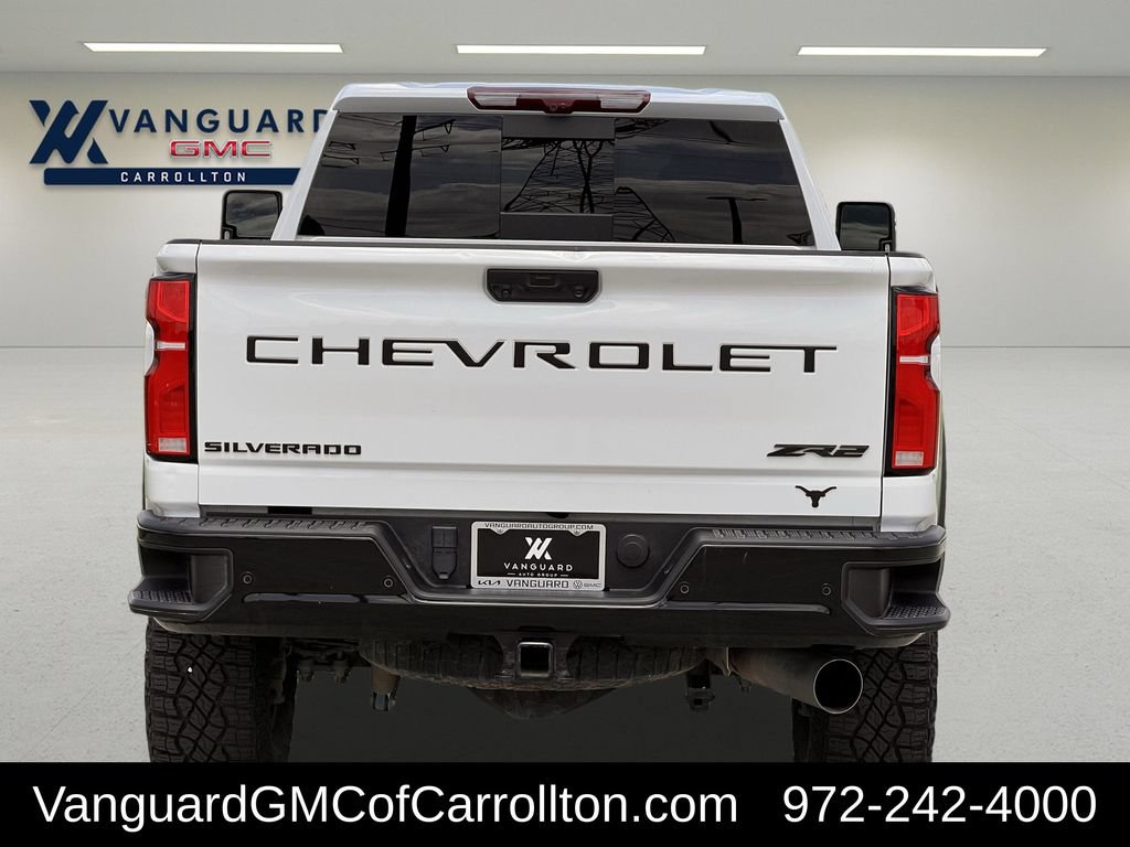 Used 2024 Chevrolet Silverado 2500 ZR2 w/ Technology Package AWD/4WD image 4