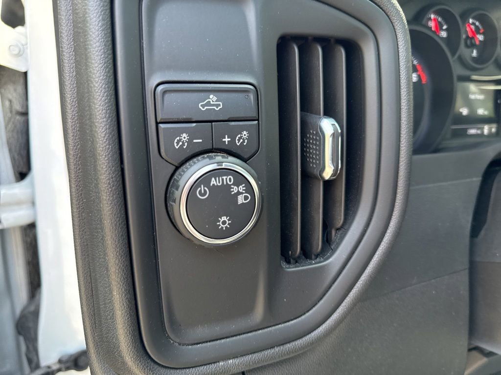 Used 2022 Chevrolet Silverado 1500 W/T w/ WT Fleet Convenience Package RWD image 18