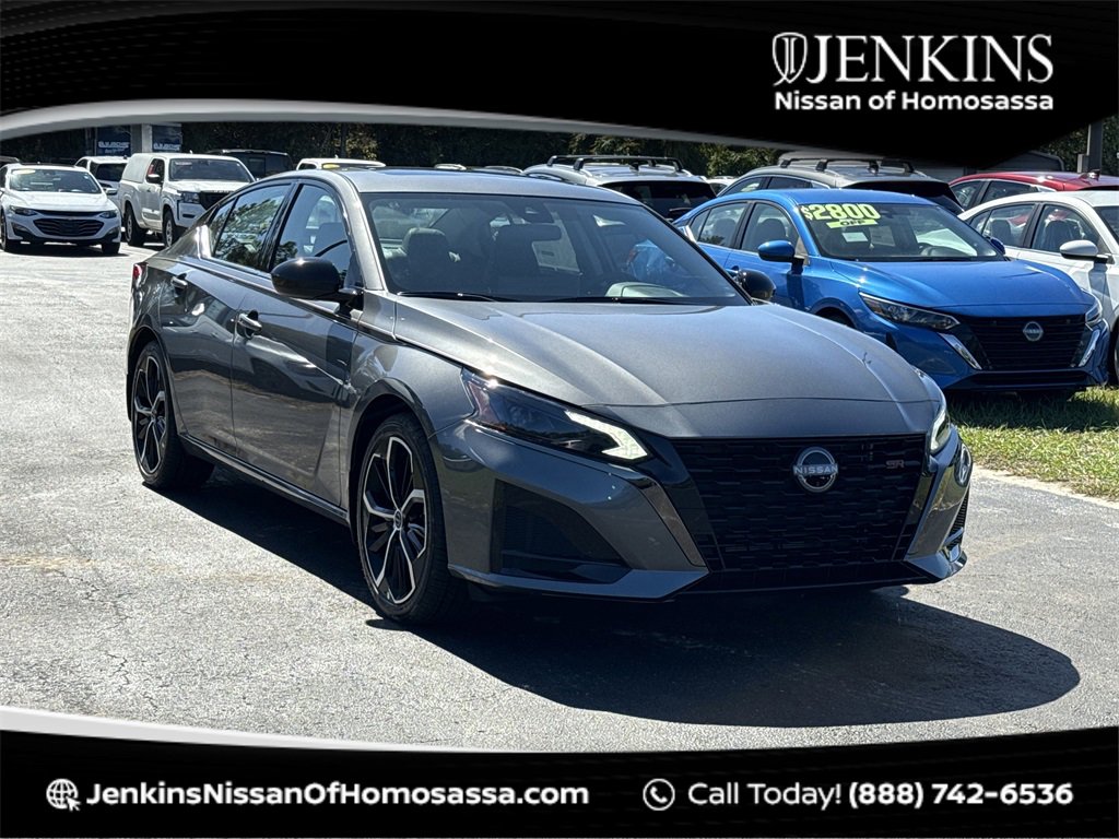 New 2025 Nissan Altima 2.5 SR w/ SR Premium Package