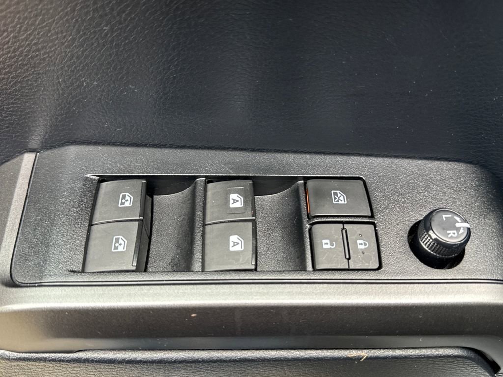 Used 2019 Toyota Tacoma TRD Off-Road image 15