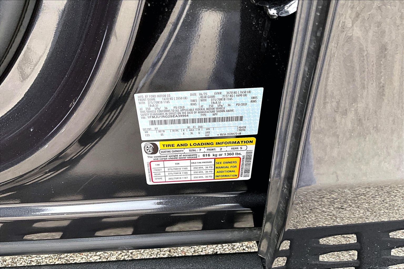 Used 2025 Ford Expedition Tremor AWD/4WD image 37