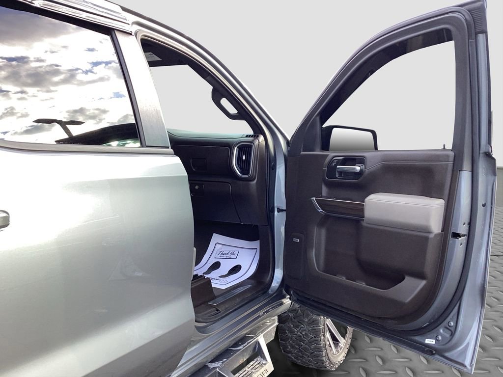 Used 2020 Chevrolet Silverado 1500 RST w/ All-Star Edition image 31