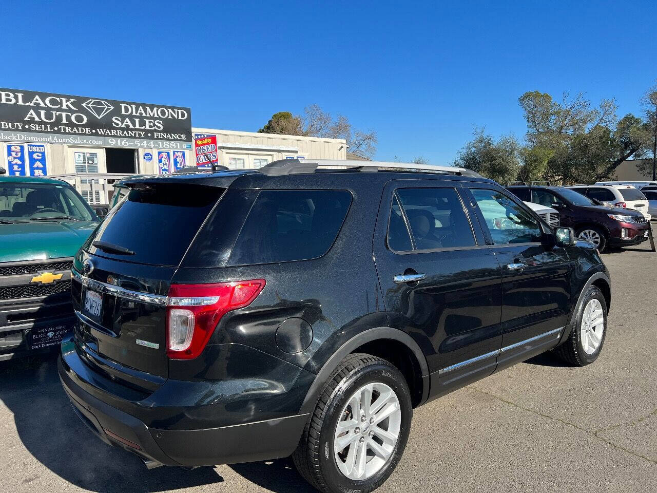 Used 2013 Ford Explorer XLT image 12