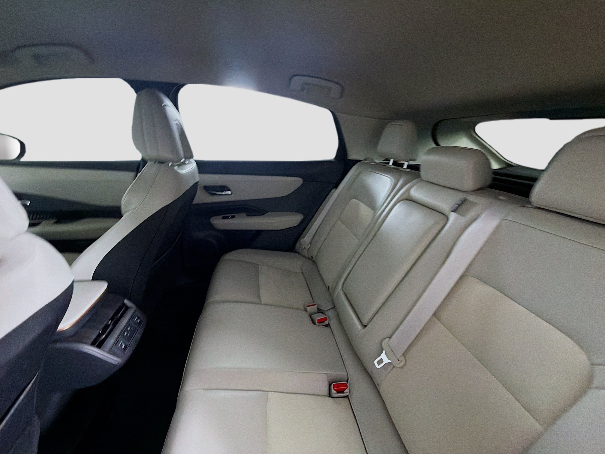 Used 2023 Nissan Ariya FWD image 27