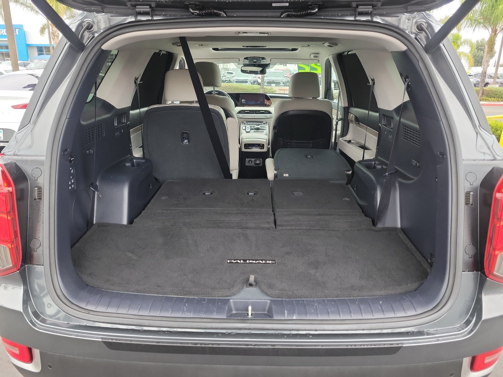Used 2022 Hyundai Palisade SEL w/ Premium Package FWD image 27
