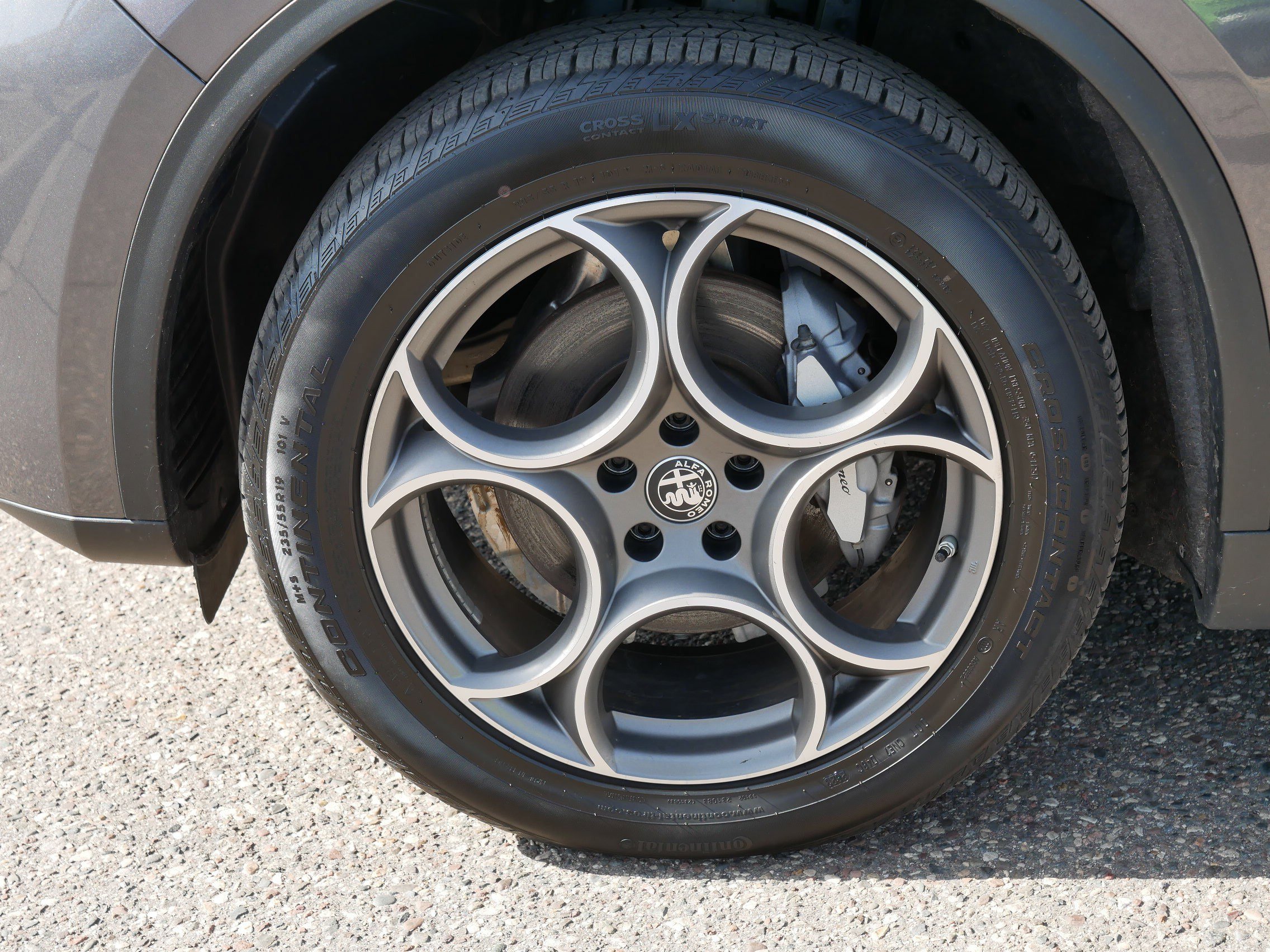 Used 2025 Alfa Romeo Stelvio Sprint w/ Convenience Package image 15