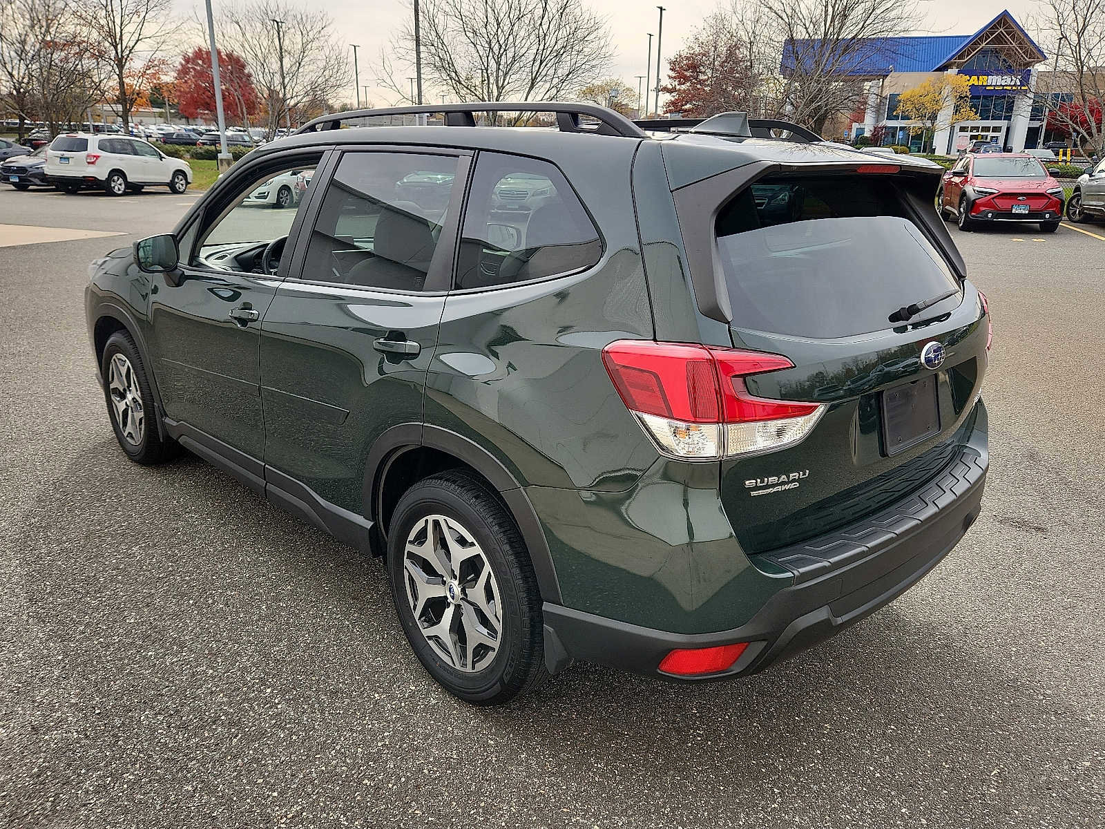 Used 2023 Subaru Forester Premium image 4