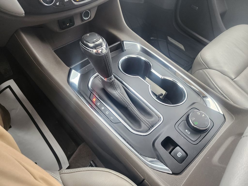 Used 2018 Chevrolet Traverse LT w/ LPO, Floor Liner Package image 51