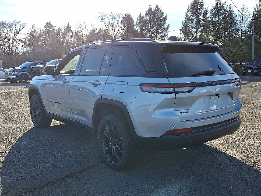 New 2025 Jeep Grand Cherokee Limited AWD/4WD image 6