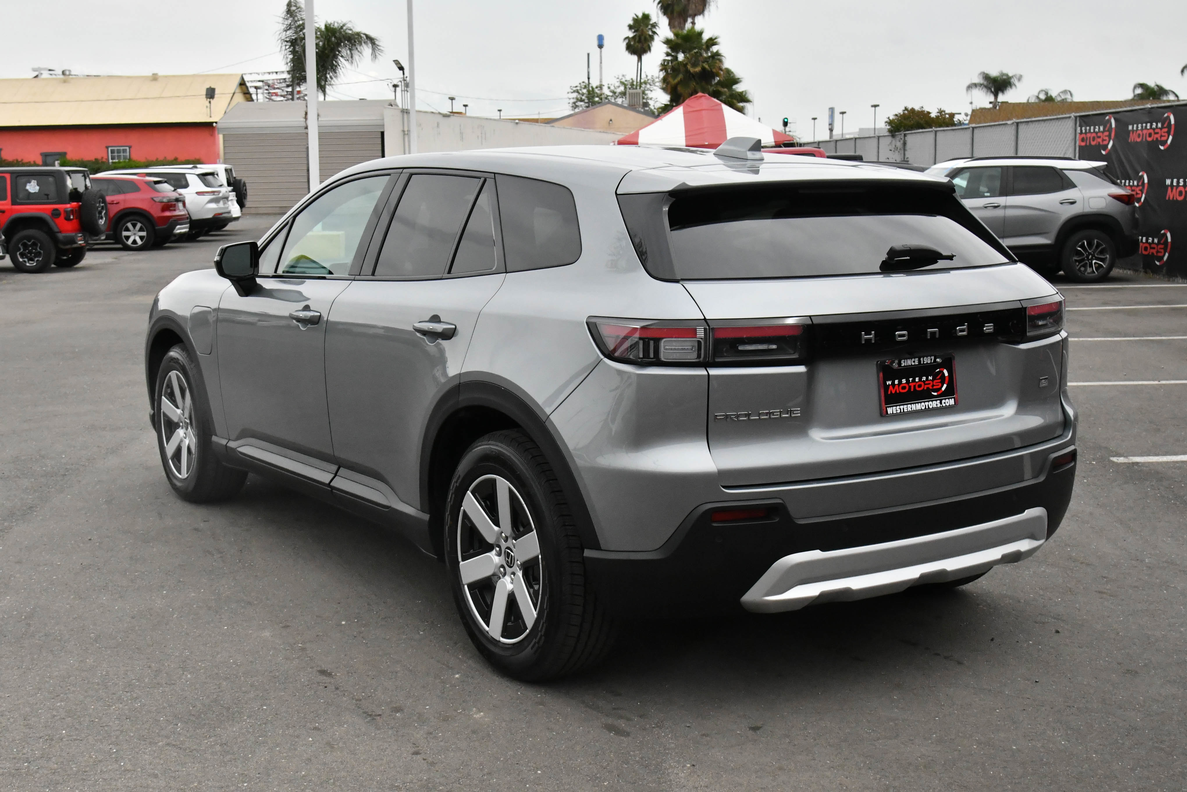 Used 2024 Honda Prologue EX image 6