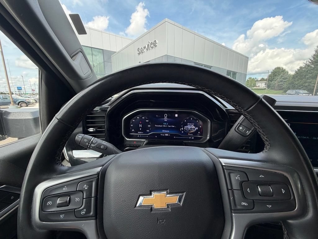 Used 2025 Chevrolet Silverado 2500 LT w/ Convenience Package AWD/4WD image 10