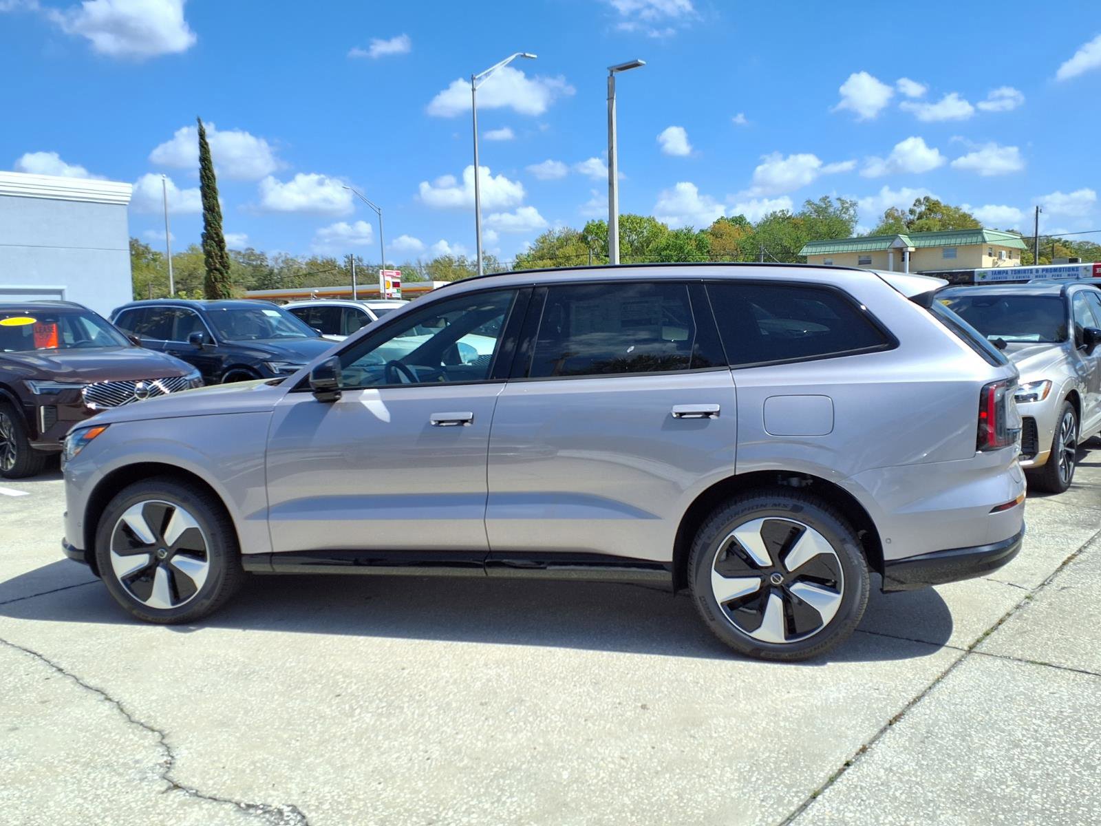 New 2026 Volvo EX90 Plus image 4