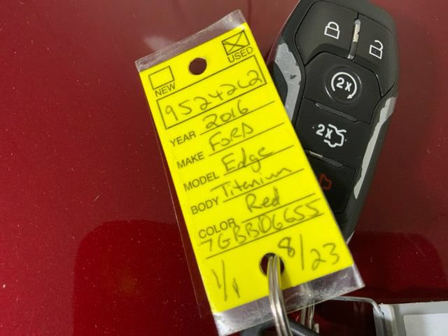 Used 2016 Ford Edge Titanium w/ Technology Package AWD/4WD image 41