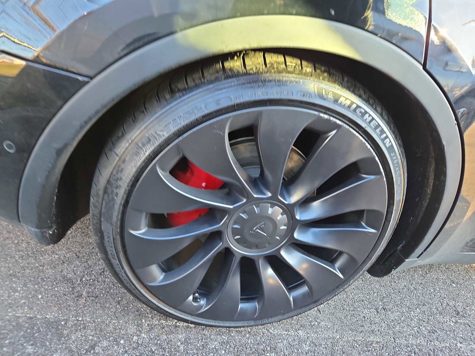 Used 2022 Tesla Model Y Performance image 3