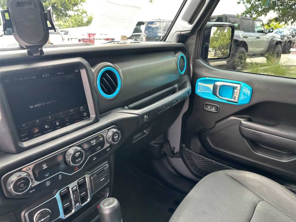Used 2023 Jeep Wrangler Unlimited Sport AWD/4WD image 23