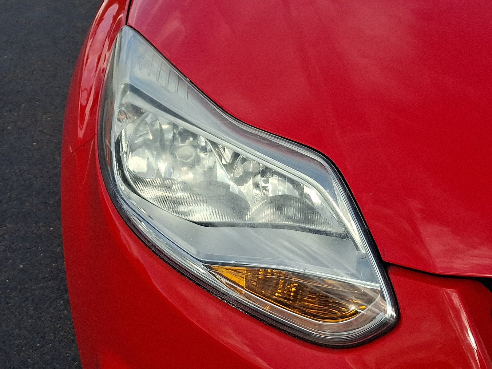 Used 2014 Ford Focus SE FWD image 10