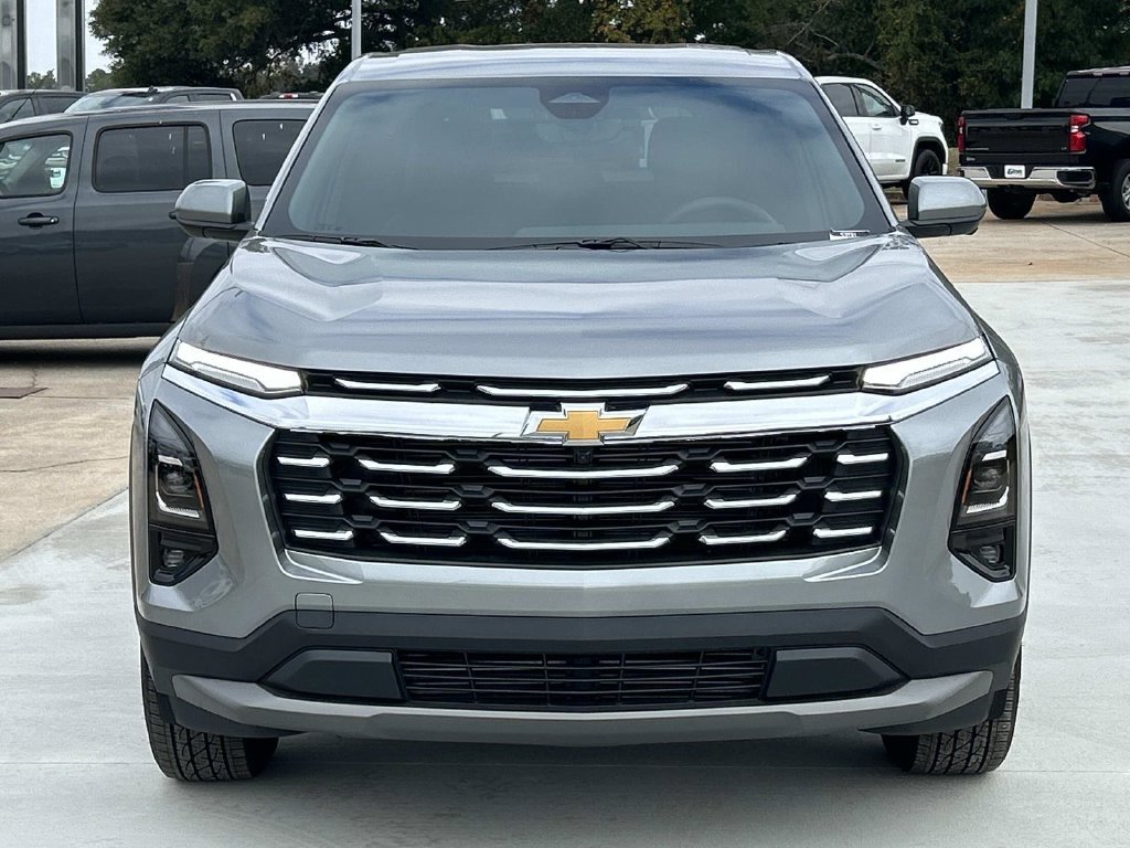 New 2027 Chevrolet Equinox LT w/ Convenience Package II FWD image 6