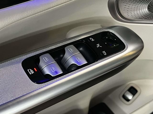 Certified 2023 Mercedes-Benz GLC 300 4MATIC image 16