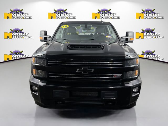 Used 2018 Chevrolet Silverado 2500 LT w/ Midnight Edition AWD/4WD image 2