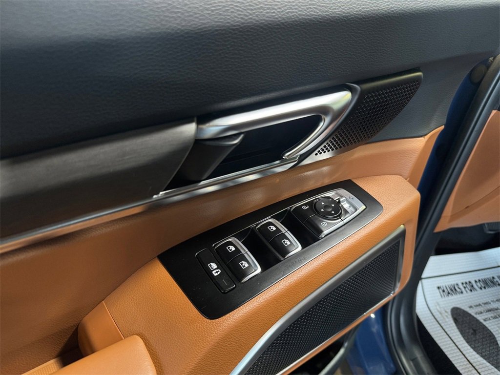 Certified 2025 Kia Telluride AWD image 14