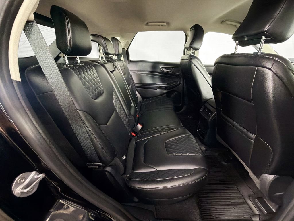 Used 2024 Ford Edge Titanium image 26