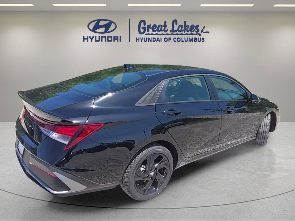 New 2026 Hyundai Elantra Sport FWD image 6