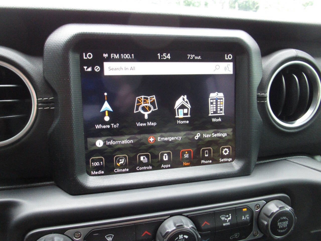 Used 2021 Jeep Wrangler Unlimited Sahara w/ Uconnect 4C Nav & Sound Group image 13