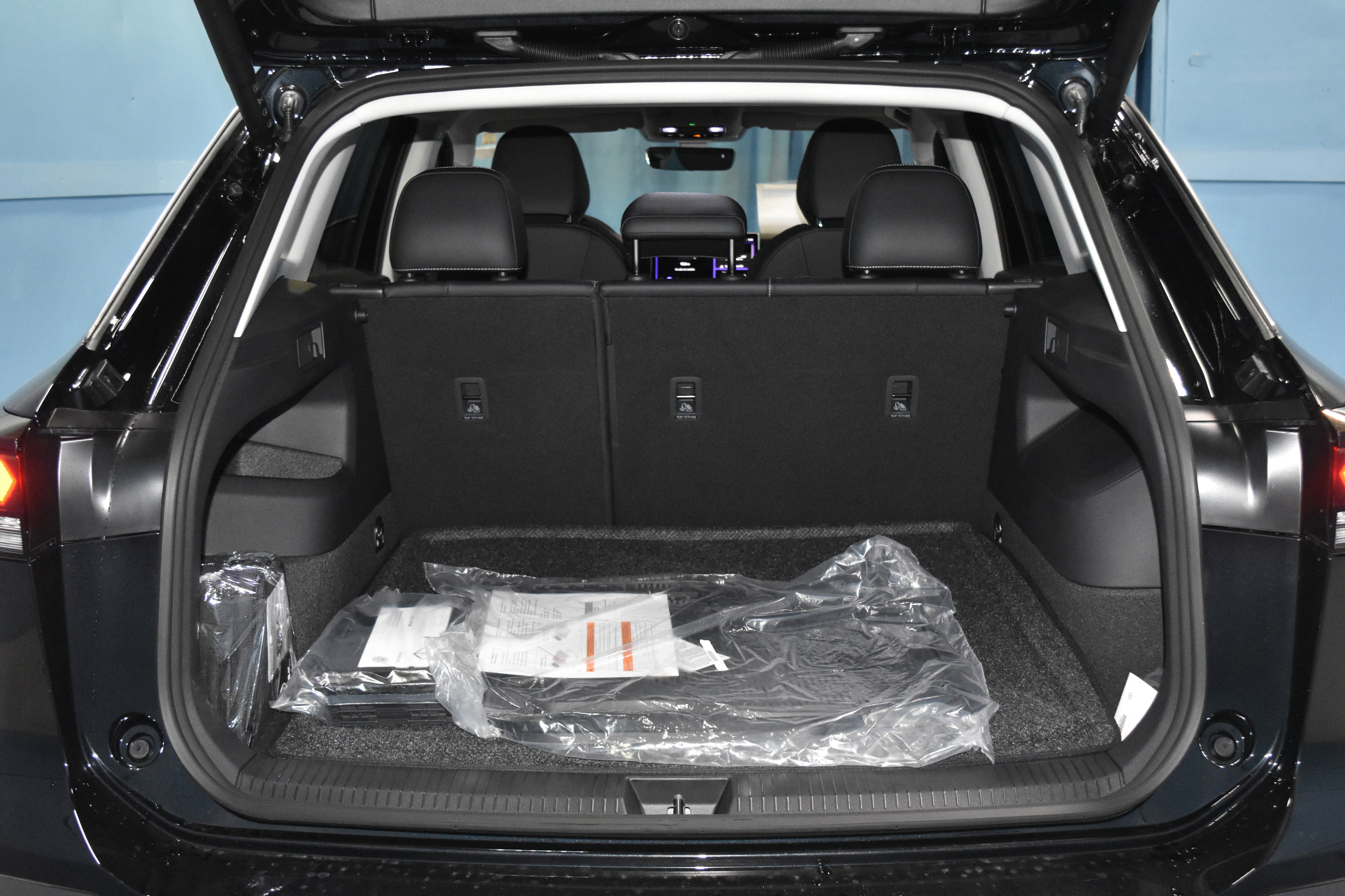 New 2026 Volkswagen Tiguan SE image 24