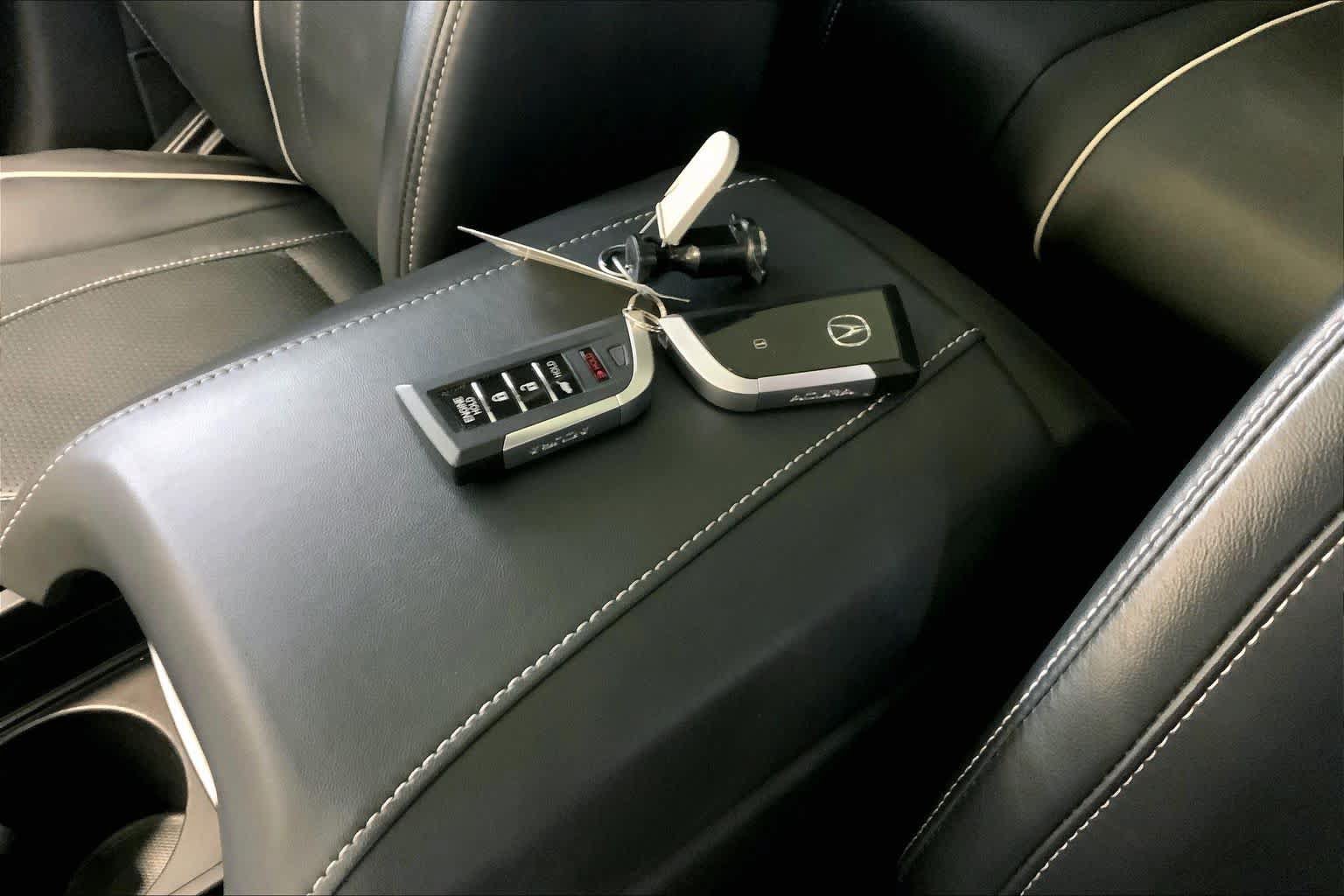 Used 2024 Acura RDX SH-AWD w/ Advance Package image 14