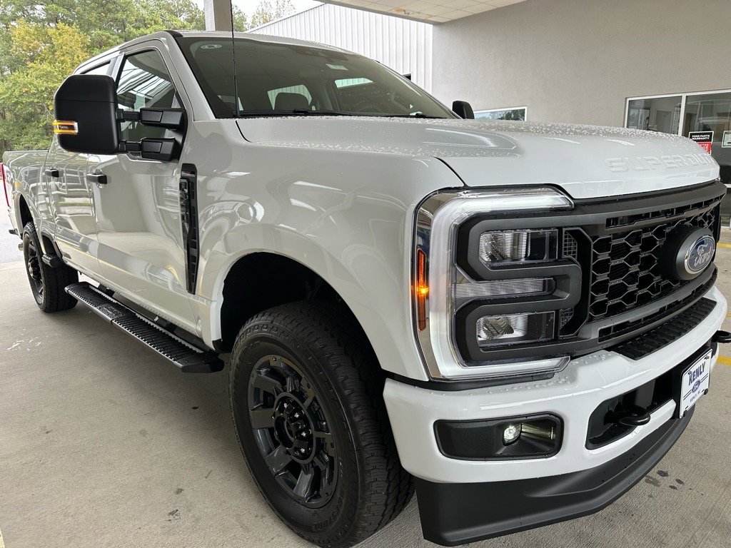 New 2026 Ford F250 XL image 9