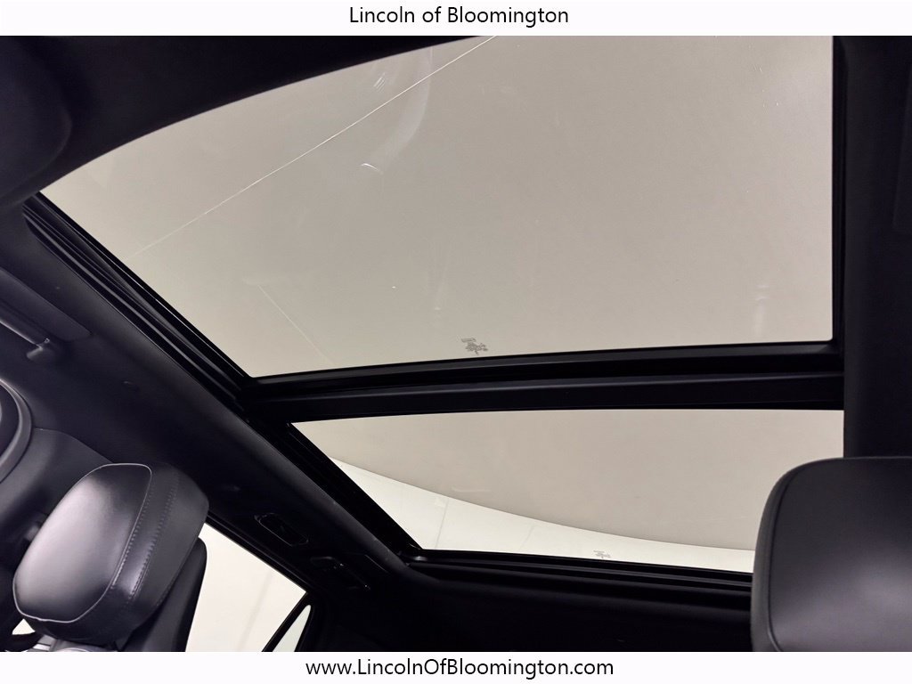 Used 2023 Lincoln Navigator Reserve AWD/4WD image 26