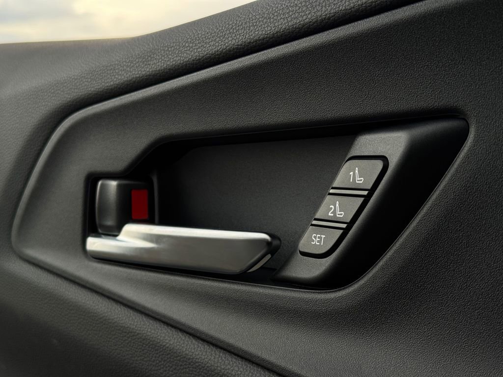 Used 2026 Toyota Prius Plug-In Hybrid w/ Limited Premium Package image 31