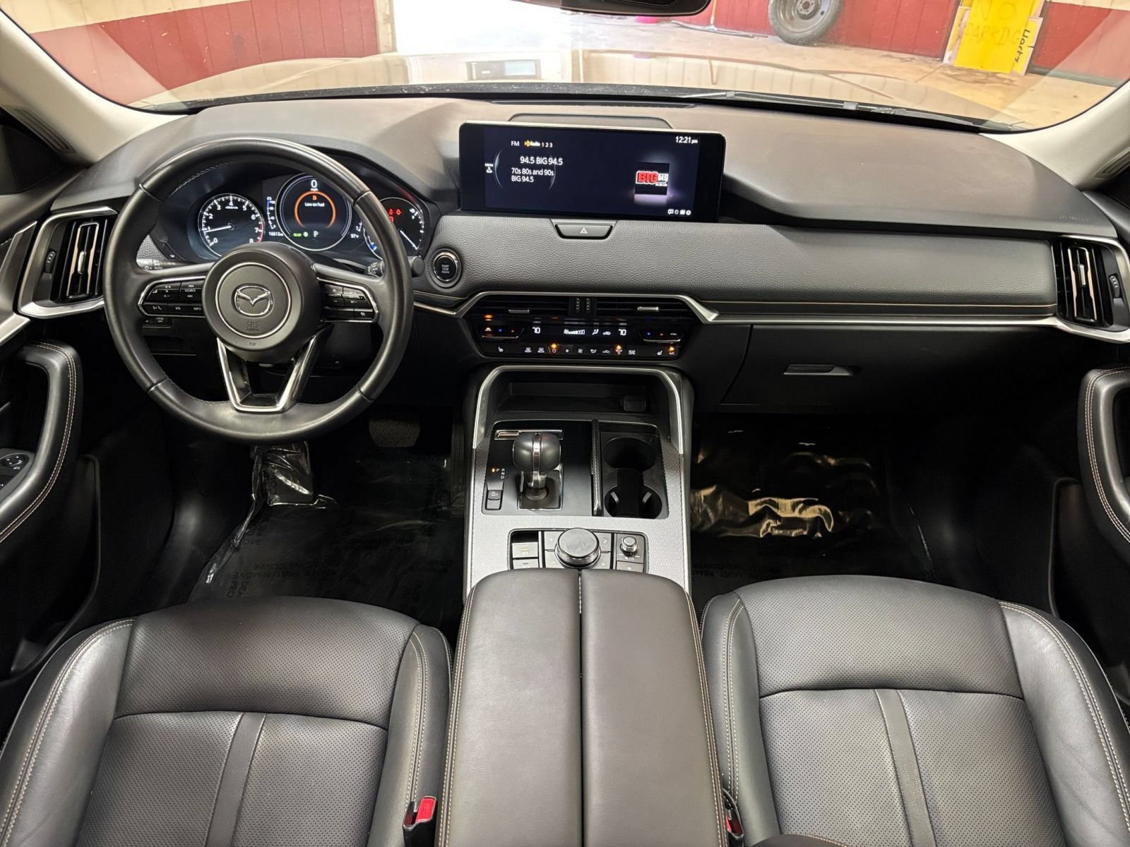 Used 2025 MAZDA CX-90 3.3 Turbo w/ Preferred Package AWD/4WD image 36