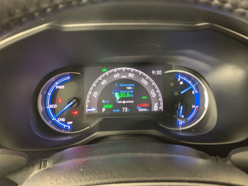 Used 2020 Toyota RAV4 Limited image 19