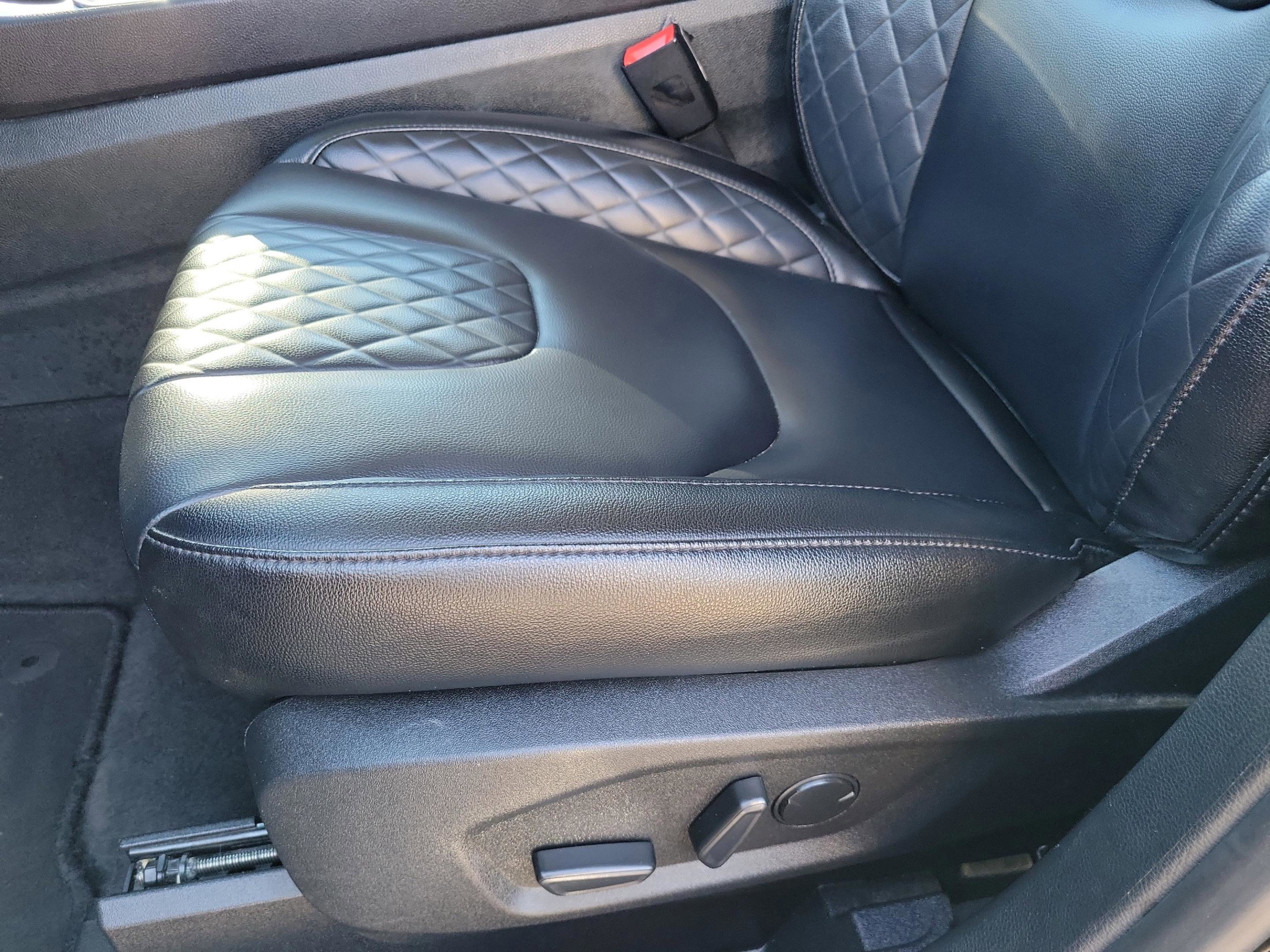 Used 2024 Ford Edge Titanium image 16