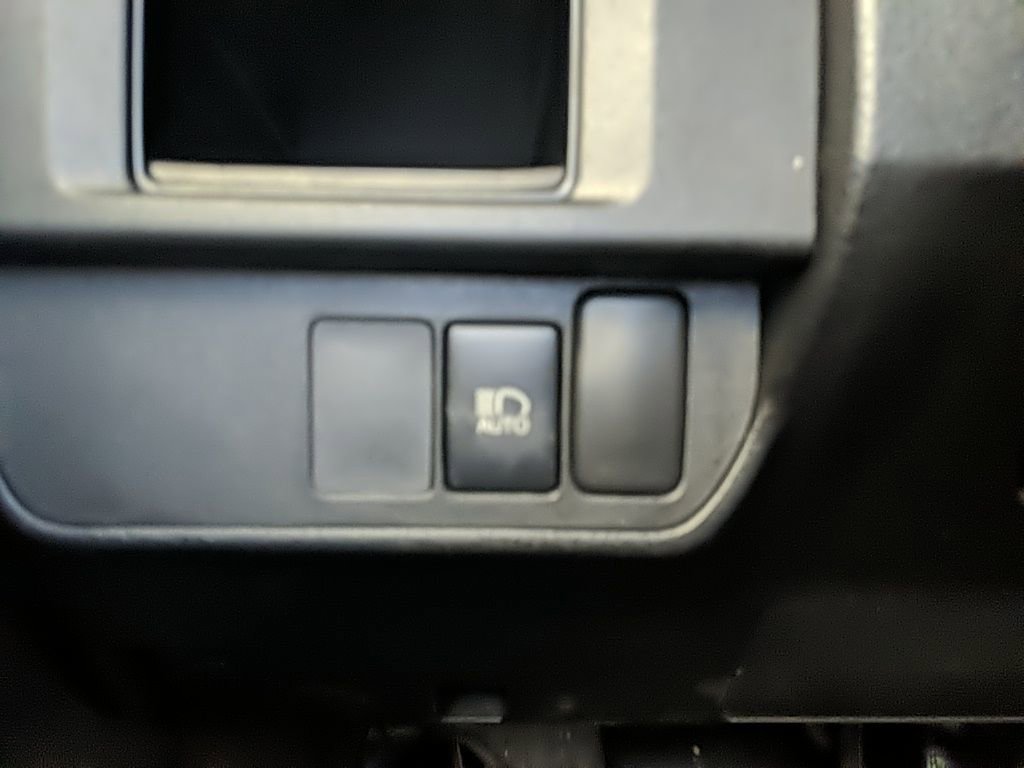 Used 2019 Toyota Tacoma SR w/ SX Package image 20