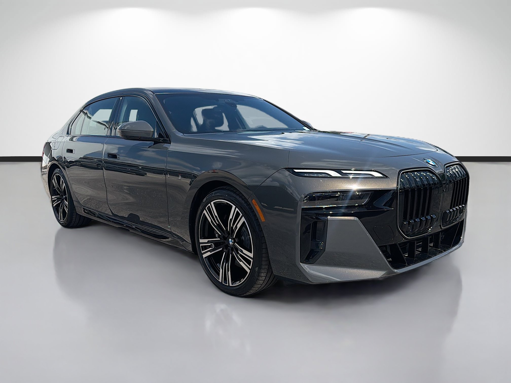New 2026 BMW 760i xDrive AWD/4WD image 1