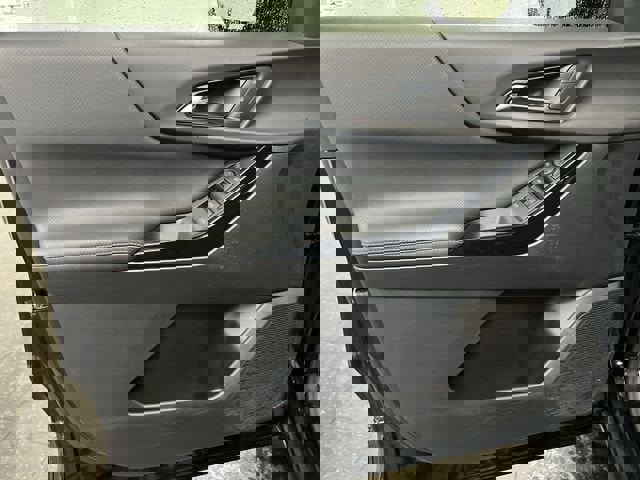 Certified 2025 Chevrolet Equinox LT image 22