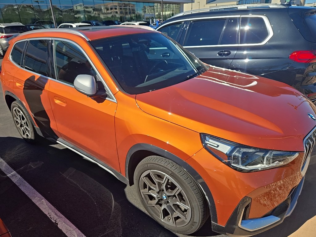Used 2023 BMW X1 xDrive28i w/ Premium Package AWD/4WD image 3