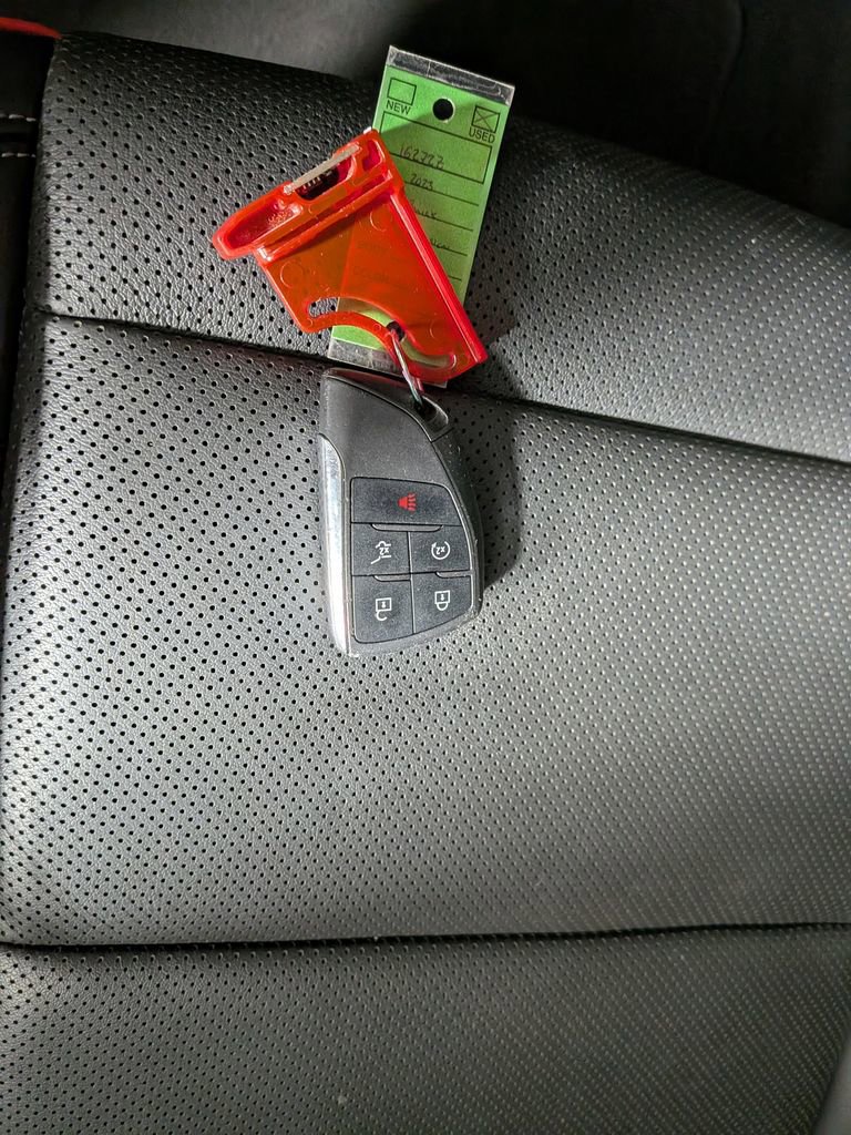 Used 2023 Buick Envision Essence w/ Sport Touring Package image 36