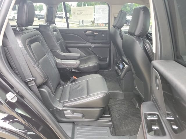 Certified 2023 Lincoln Aviator Reserve w/ Equipment Group 201A AWD/4WD image 9