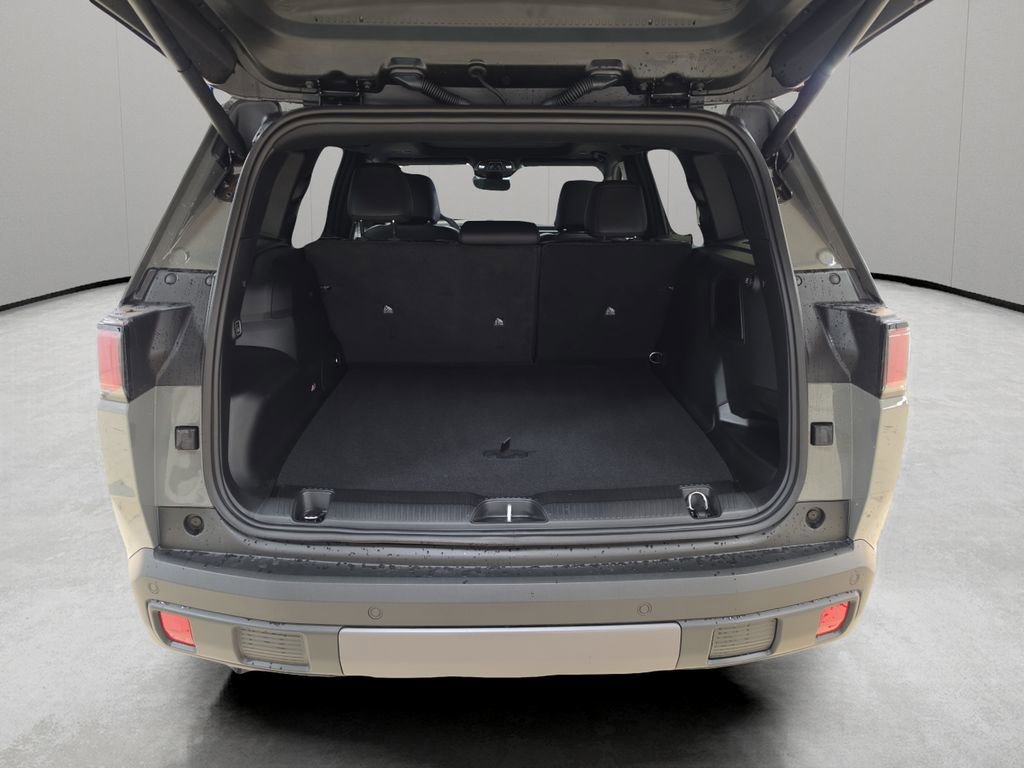 New 2026 Jeep Cherokee Overland w/ Advanced Pro Tech Group AWD/4WD image 10